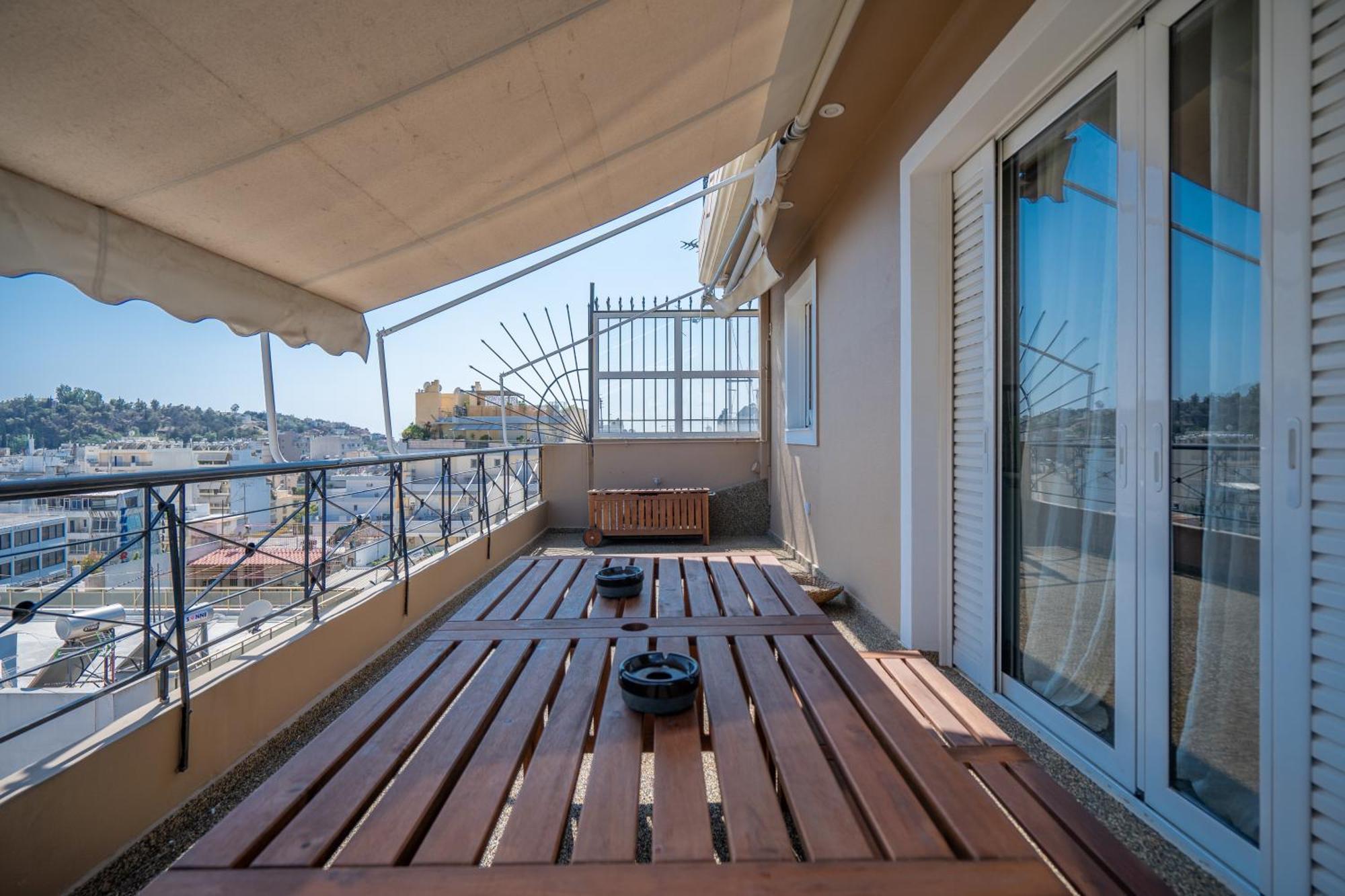 Luxury Penthouse With Private Rooftop - Acropolis View Apartment *