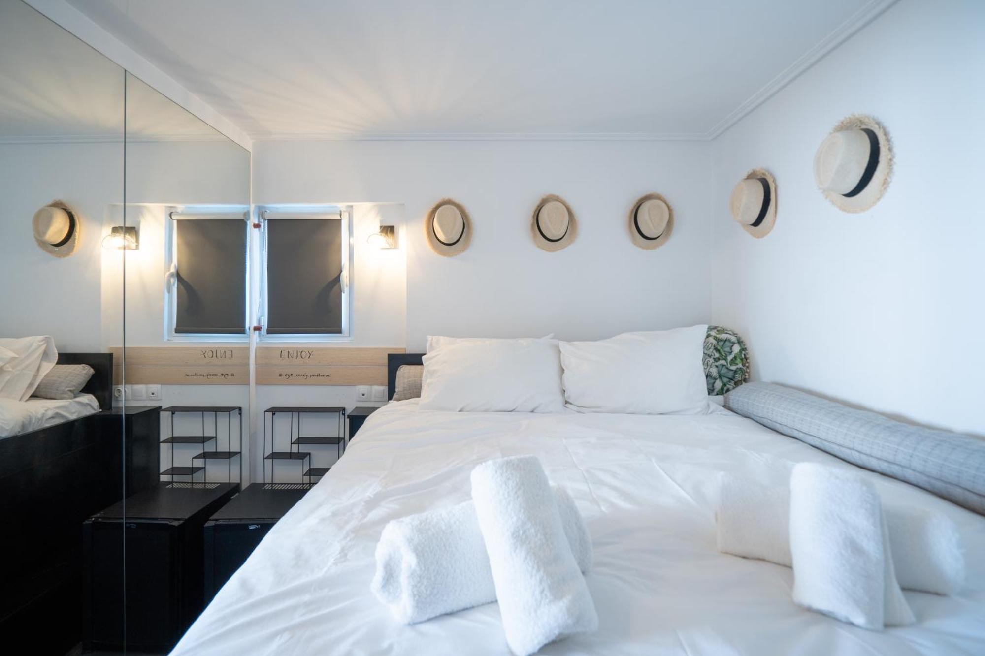 Luxury Penthouse With Private Rooftop - Acropolis View *